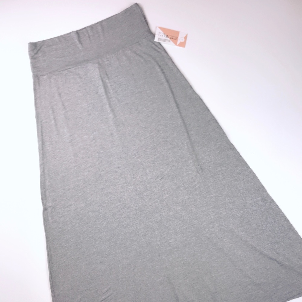 BNWT SZ L GRAY MAXI SKIRT